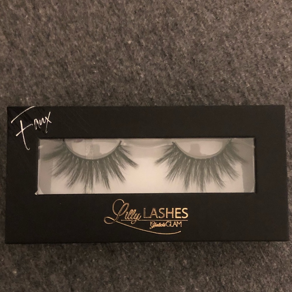 Lilly Lashes-Miami